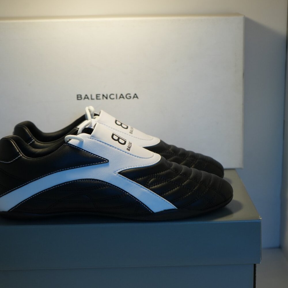 BALANCIAGA EU SIZE 40 - Picture 2 of 7